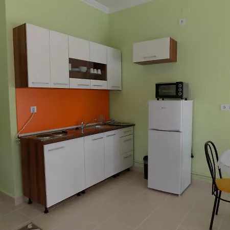 853 - Kozpontjaban Foldszinti Apartman Apartment